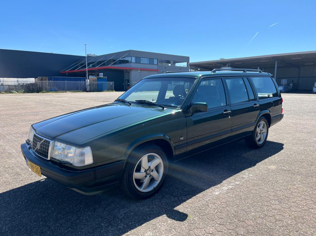 UNIEKE Volvo 940 - 78.563 km - 1e eigenaar - NAP - dealer OH, Auto's, Volvo, 1800 kg, 4 cilinders, Metallic lak, 2300 cc