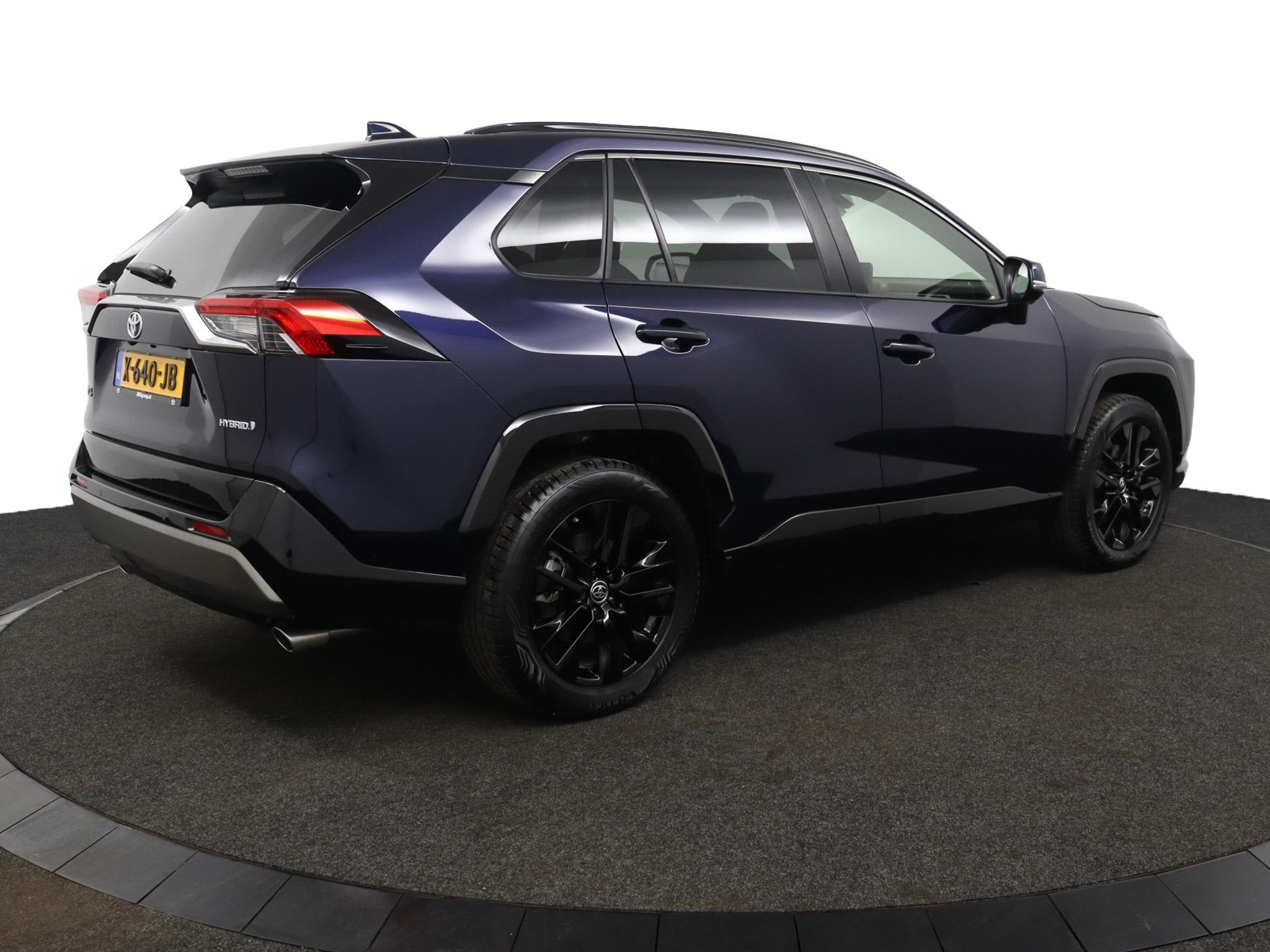 Toyota RAV4 2.5 Hybrid Style | All seasons | Innovation pack, Gebruikt, 4 cilinders, Blauw, Leder en Stof