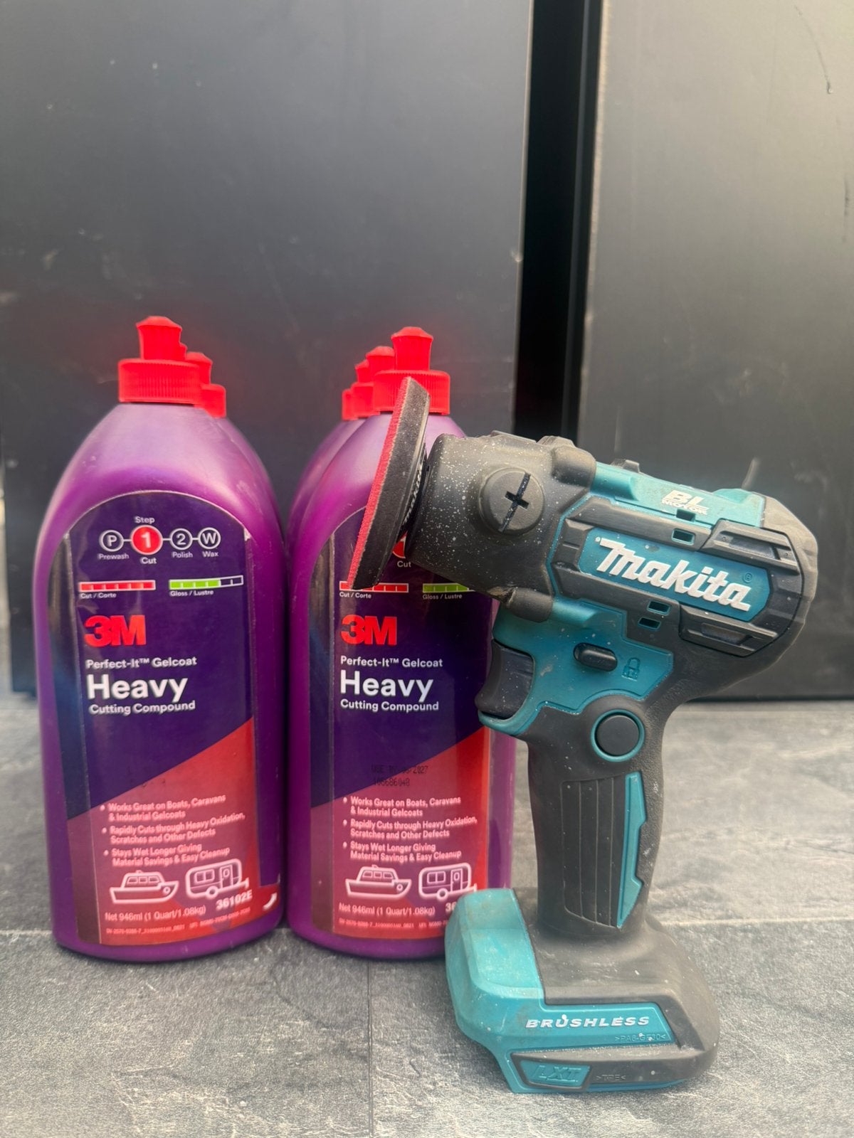 3M Heavy compound + Makita schuur poetsmachine, Ophalen