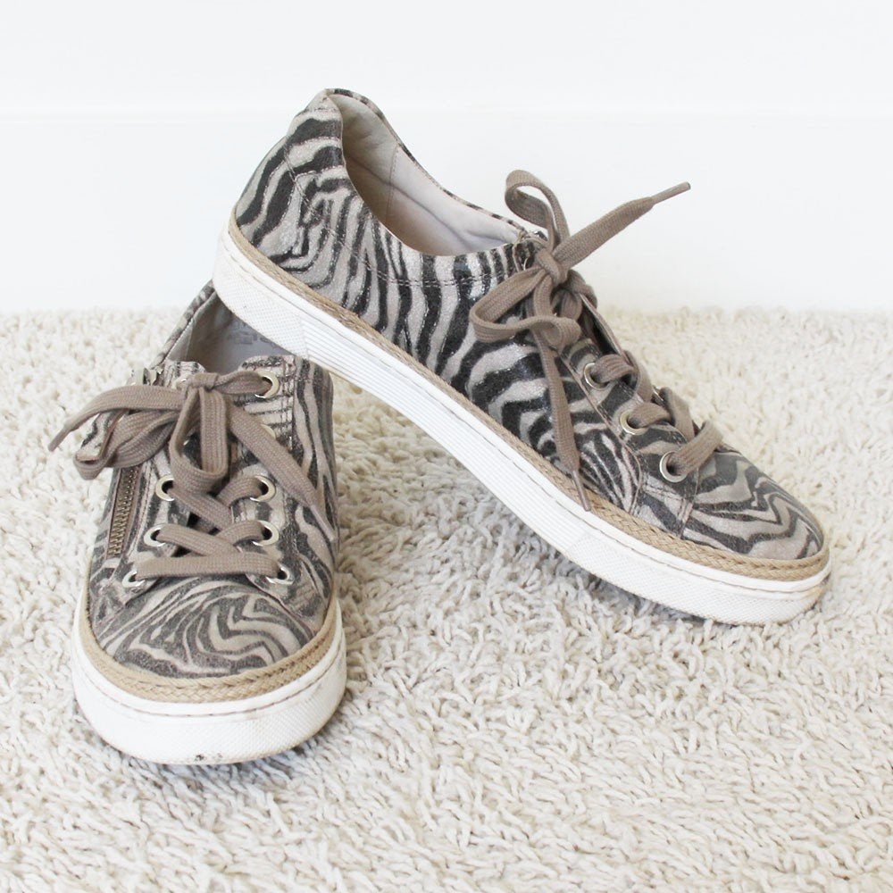 Zeer Mooie Leren Gabor Gympen s3 (Maat 7½/41) € 65,-, Overige kleuren, Gabor, Ophalen of Verzenden, Sneakers of Gympen