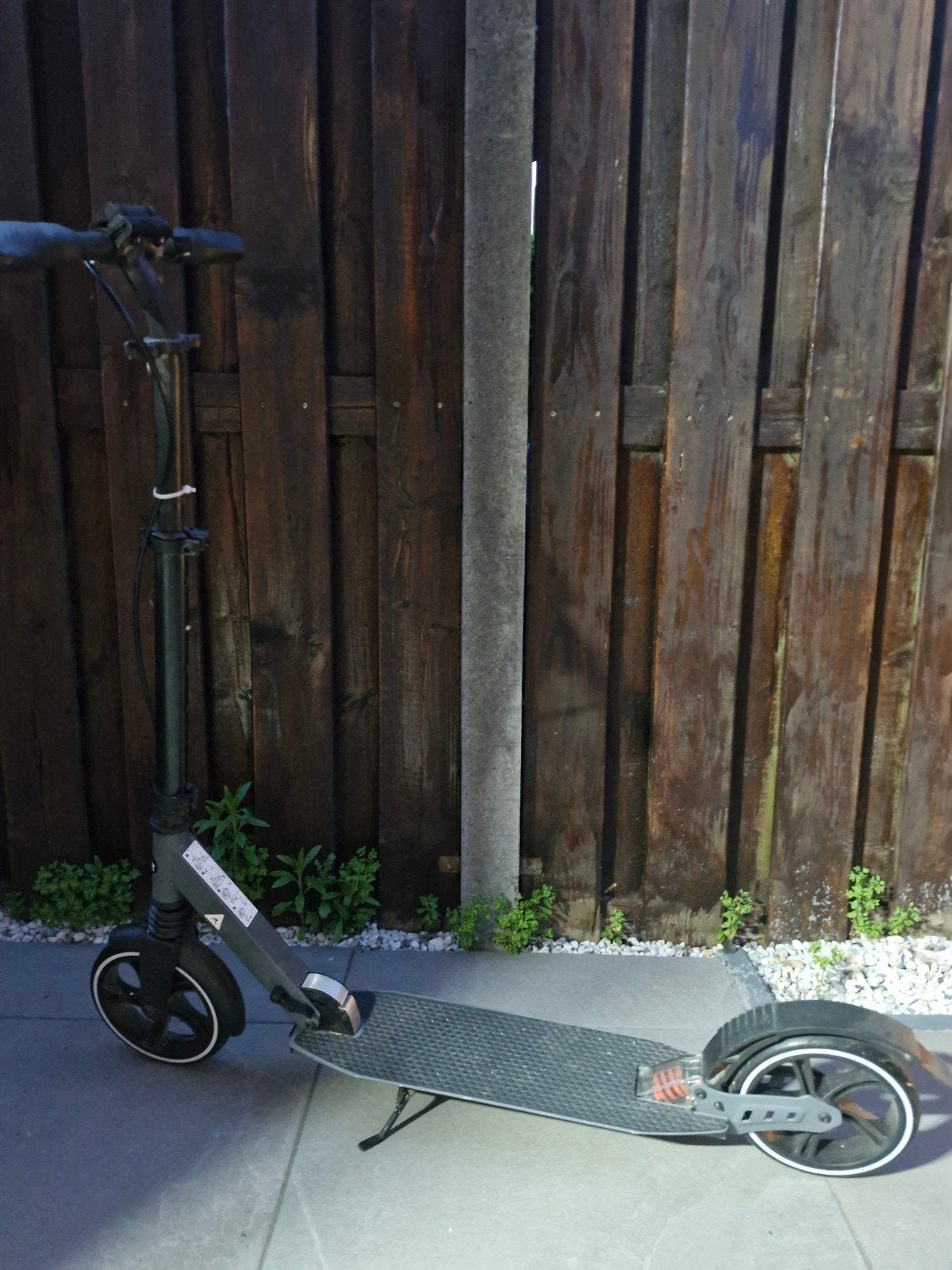 Stabiele step voor volwassenen en kinderen, Fietsen en Brommers, Steps, Ophalen of Verzenden, Gebruikt, Gewone step, Onbekend