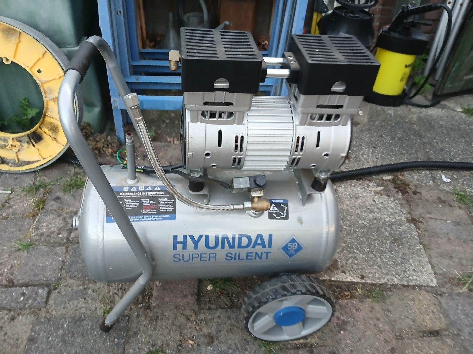 Hyundai Super Silent Compressor Onderdelen, Ophalen, Gebruikt, 6 tot 10 bar, Geluidgedempt