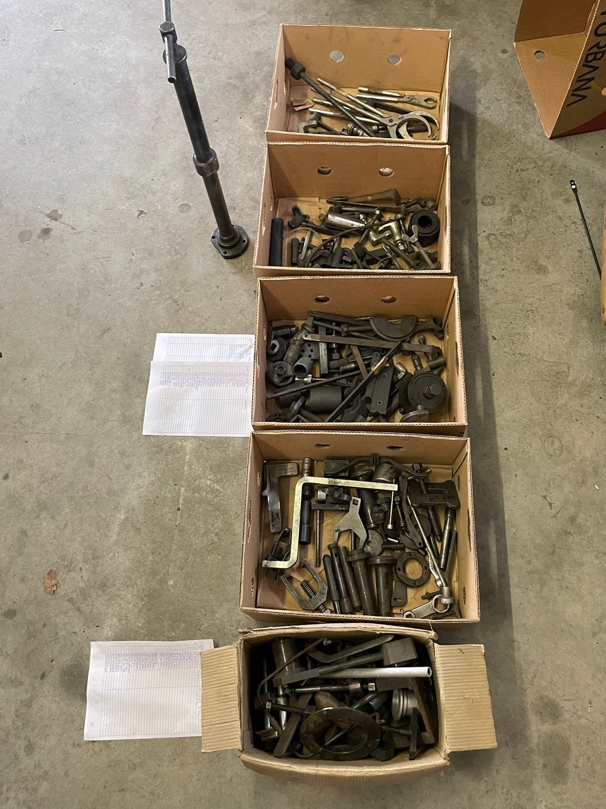 Alfa Romeo Origineel gereedschap: 105/115/195/ 164 155 etc, Ophalen, Gebruikt