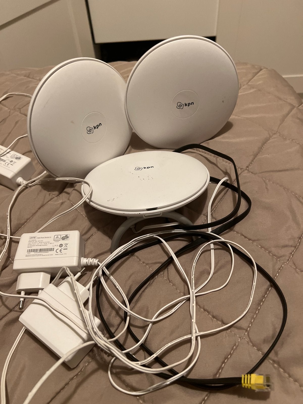 KPN SuperWifi punten (3 stuks) met adapters en kabels, Ophalen of Verzenden, Gebruikt, Router