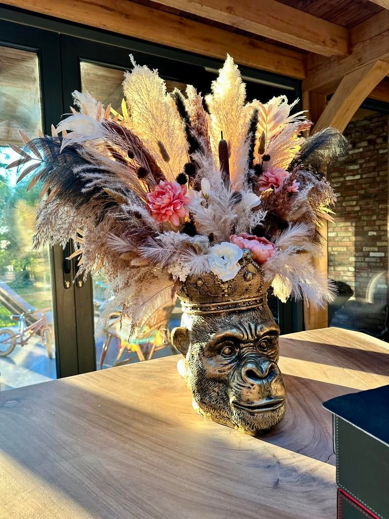 Gouden Gorilla Vaas met Droogbloemen Boeket, Huis en Inrichting, Ophalen of Verzenden, Zo goed als nieuw, Overige kleuren, Overige materialen