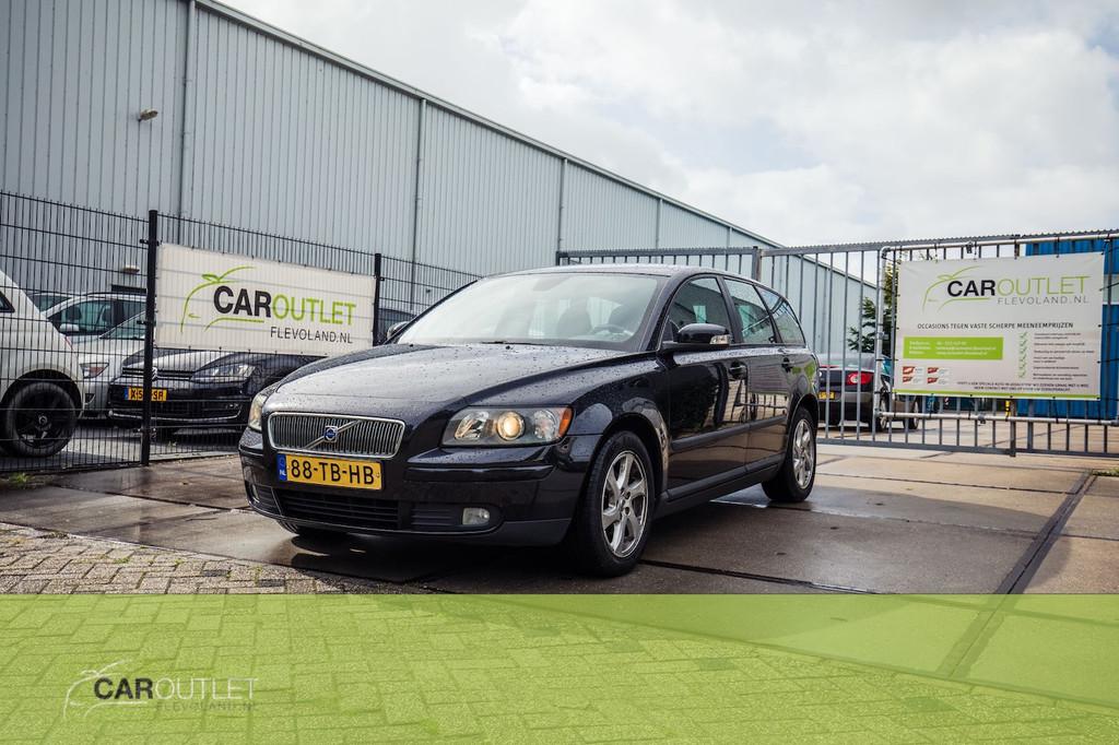Volvo V50 1.8 Edition I NIEUWE APK Zeer goede met ijskoude a, Voorwielaandrijving, 125 pk, 4 cilinders, Zwart