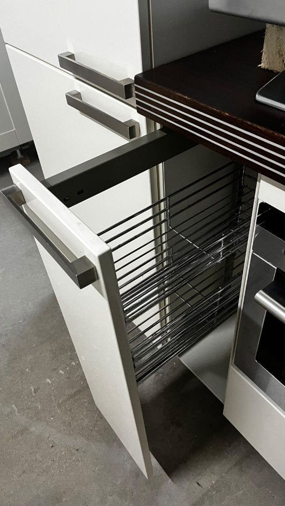 Keuken Compleet met APP 120Keukens op voorraad Nr. 2995, Ophalen, Zo goed als nieuw, Hoekkeuken, Greeploos