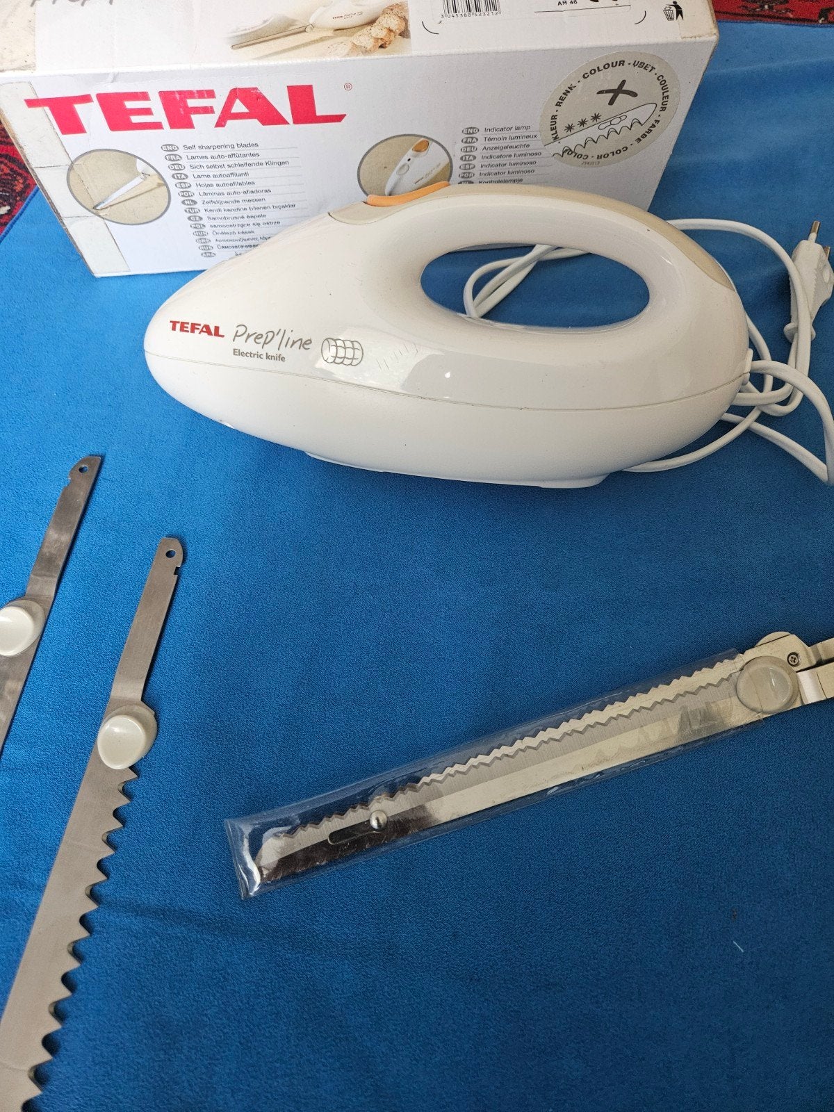 TEFAL elektrische mes te weinig gebr, Ophalen, Zo goed als nieuw