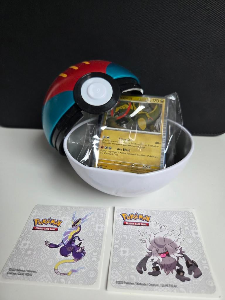 Pokemon Ball vol met kaarten, Ophalen of Verzenden, Zo goed als nieuw, Meerdere kaarten, Foil