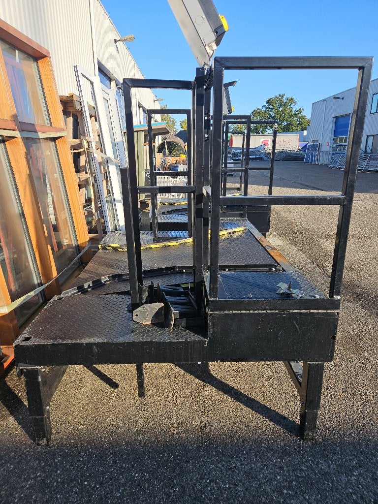 2 Stuks LS Loading System Dock levellers hydraulisch ( 049 ), Ophalen, Gebruikt, Nb, Nb