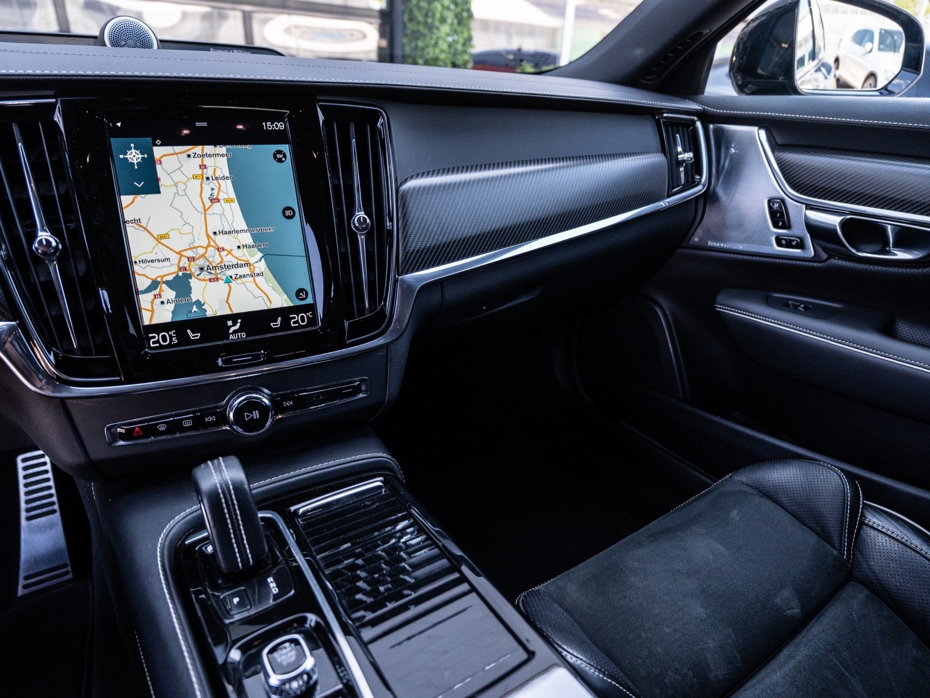 Volvo V90 2.0 T8 AWD R-Design | Bowers&Wilkins Sound |, Auto's, Automaat, Dealer onderhouden, Zwart, 4 cilinders