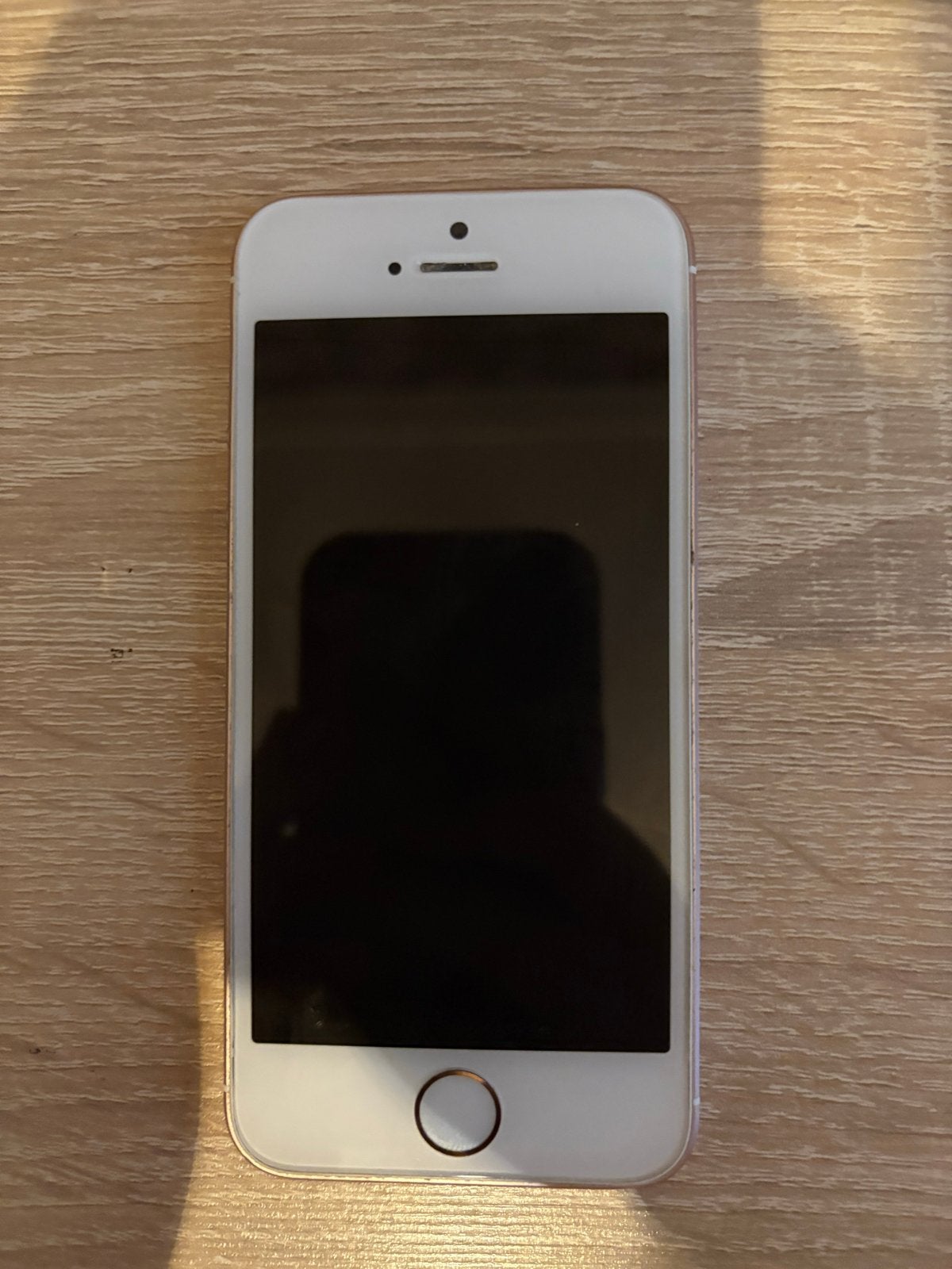 iPhone SE (2016) met waterschade, verder prima, Telecommunicatie, Mobiele telefoons | Apple iPhone, Ophalen, Gebruikt, Zonder simlock