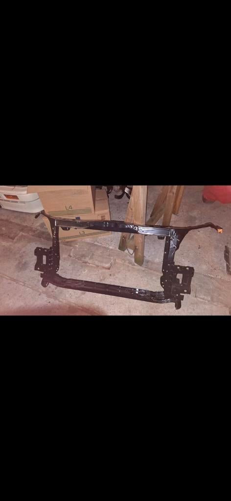 Toyota Corolla E12 hatchback voorfront, Voor, Nieuw, Ophalen of Verzenden, Toyota