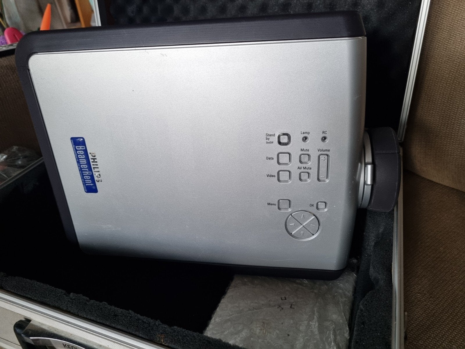 Beamer in koffer, Ophalen, LED