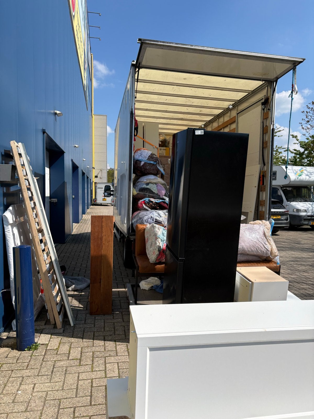 Bezorgdiensten/ Grofvuil ophalen. Vandaag nog mogelijk!