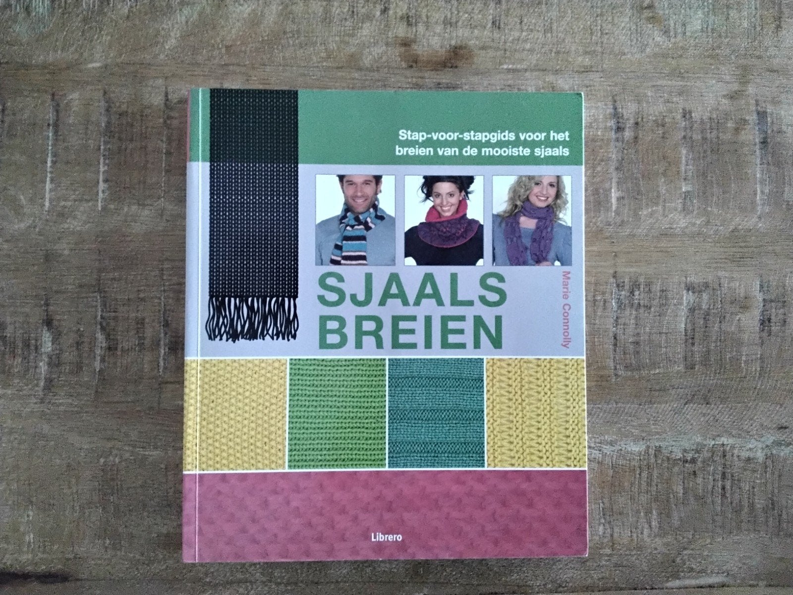 Breiboek Sjaals breien, Ophalen of Verzenden, Zo goed als nieuw, Breien, Patroon of Boek