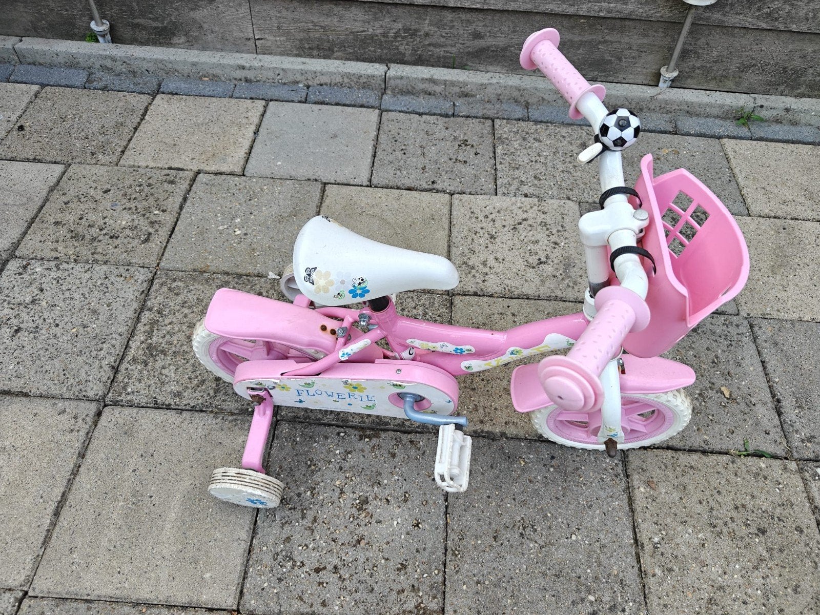 Meisjesfiets, Ophalen