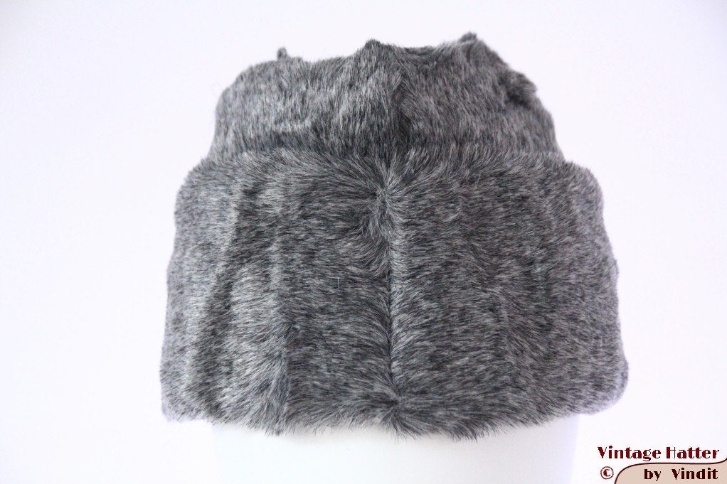Warme mutsen in Russische stijl met bontlook - nieuw, Ophalen of Verzenden, Nieuw, Maat 38/40 (M), Muts