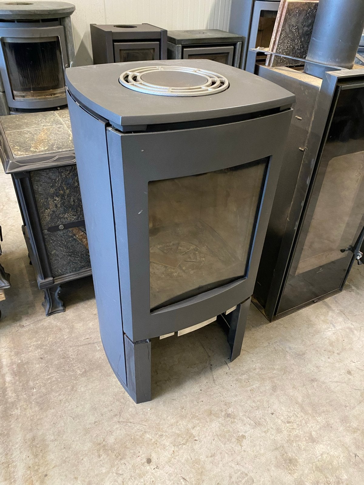 Jotul F 272 houtkachel - Antraciet, vrijstaand, 3,5-10 kW, Huis en Inrichting, Ophalen, Houtkachel, Zo goed als nieuw, Vrijstaand
