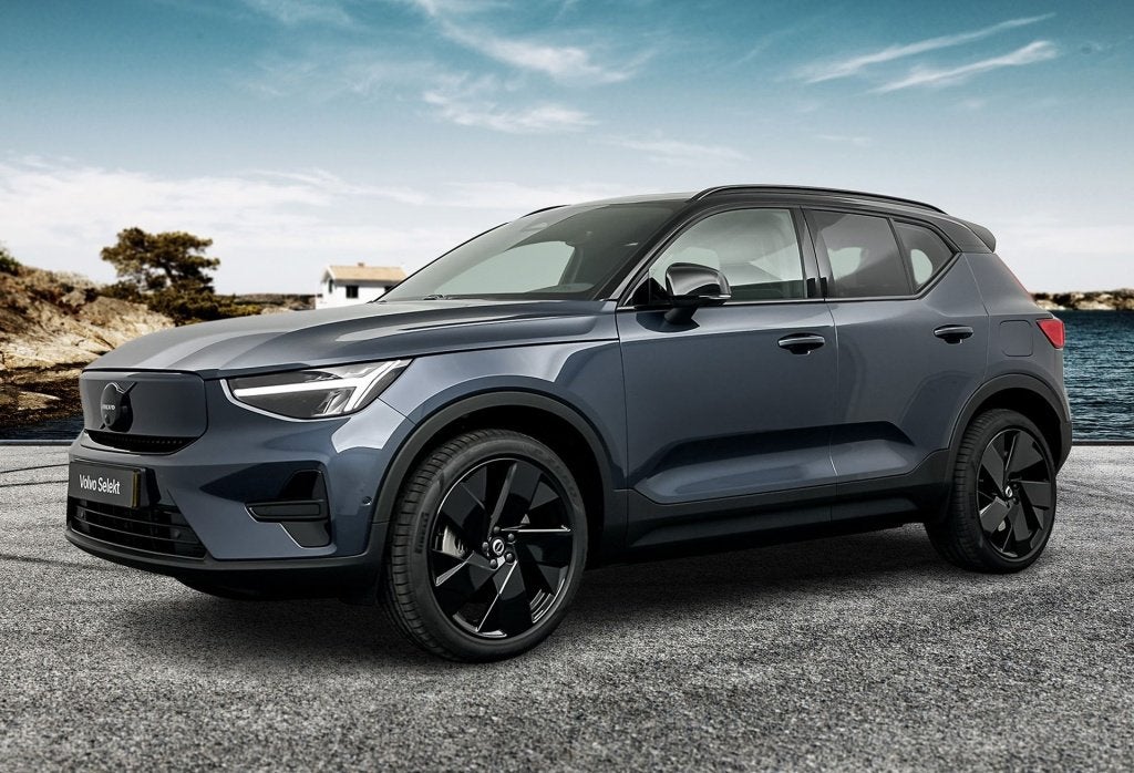 Volvo EX40 Extended Range Ultra Black Edition (bj 2026), 0 cilinders, Gebruikt, Zwart, 252 pk