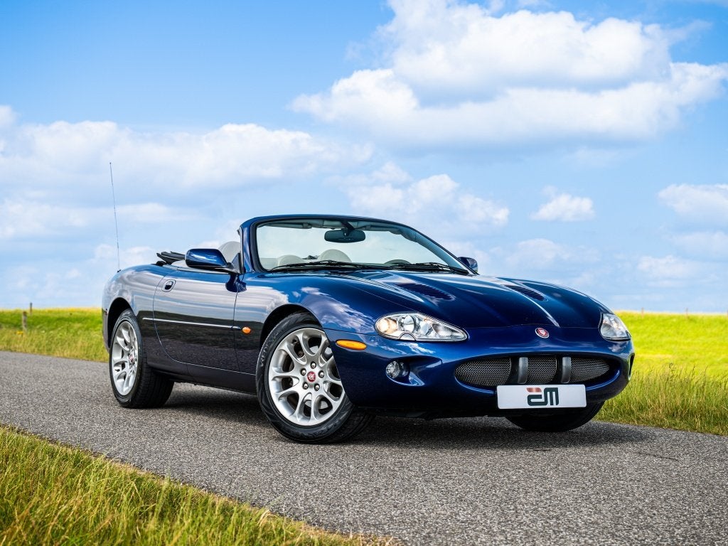 Jaguar XKR 4.0 V8 Convertible Youngtimer (bj 2000), Auto's, Jaguar, Gebruikt, 8 cilinders, Cabriolet, 3996 cc