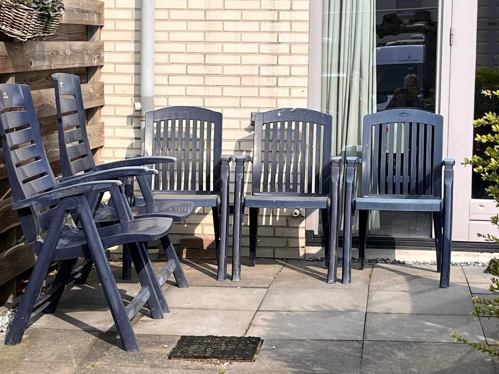 Hartman tuinstoelen, 3 stuks, Ophalen, 5 zitplaatsen, Kunststof, Gebruikt
