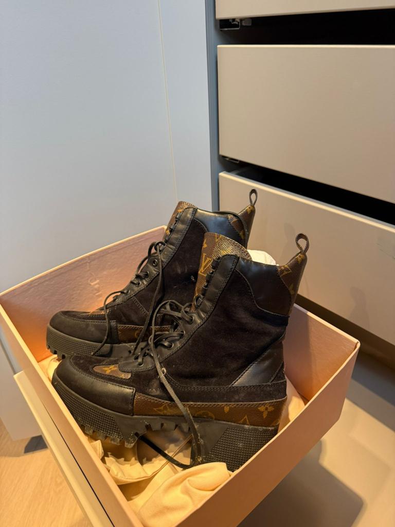 Louis Vuitton boots, Ophalen of Verzenden, Zo goed als nieuw, Zwart