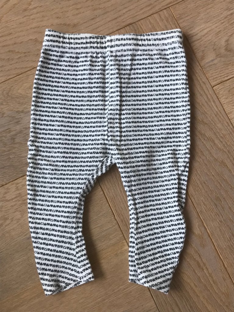 Superleuke erg nette legging maat 56 Prénatal zgan, Kinderen en Baby's, Babykleding | Maat 56, Broekje, Meisje, Ophalen of Verzenden