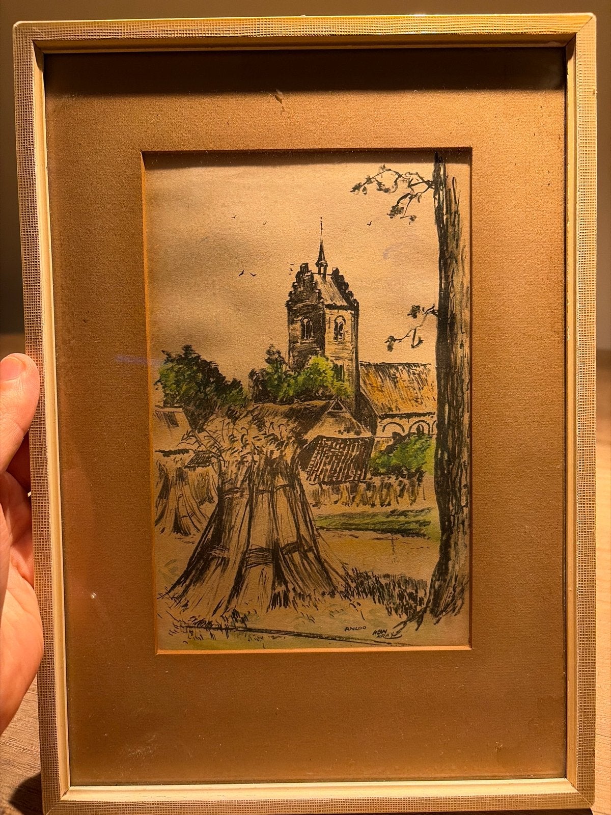 Ingelijste ets - Kerkgezicht Anloo door Hein Kray, Antiek en Kunst, Ophalen of Verzenden, Gesigneerd, Klassiek, Gemengde techniek