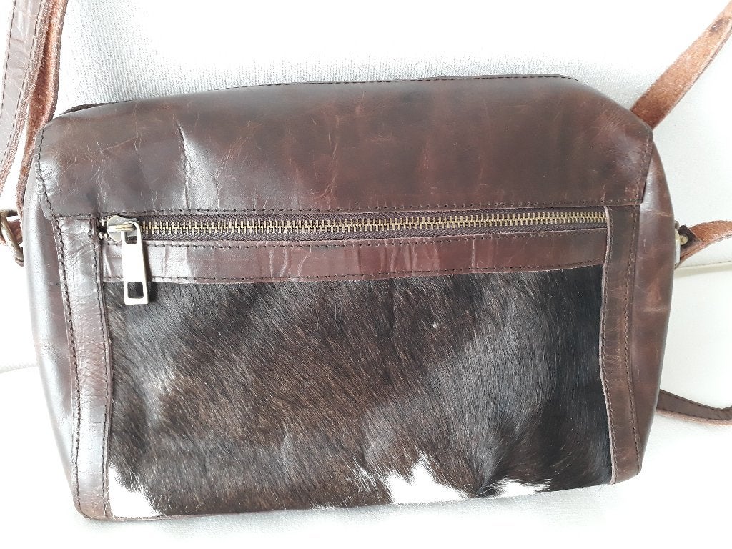 schoudertas met koehuid op de voorkant, Overige merken, Gebruikt, Bruin, Ophalen of Verzenden