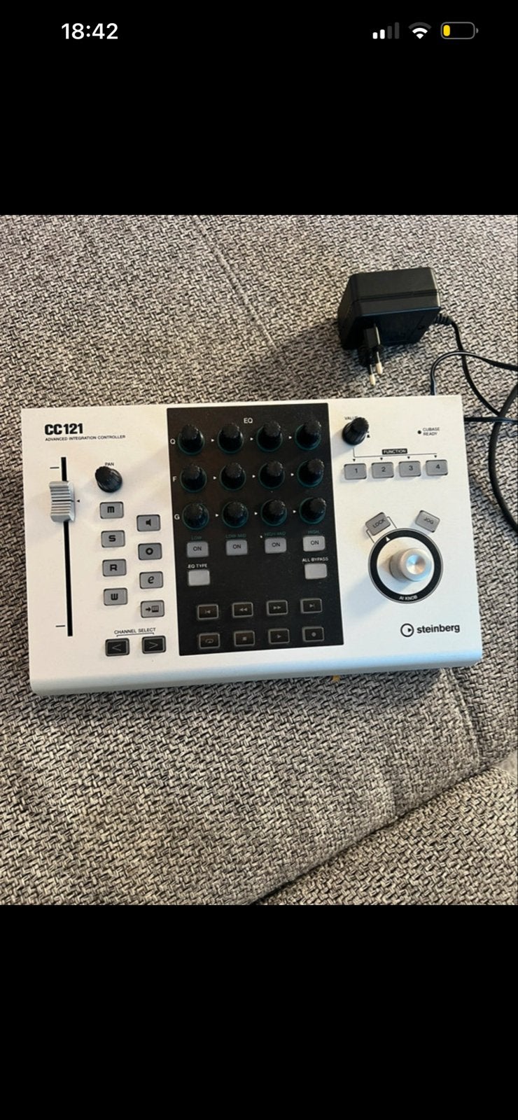 Steinberg CC121 Advanced Integration Controller, Ophalen of Verzenden, Zo goed als nieuw, Minder dan 5 kanalen