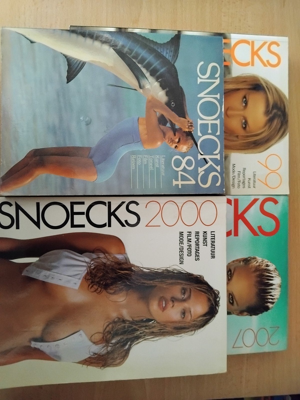 5x Snoeck's Jaarboeken: 1984, 1999, 2000, 2004, 2007, Ophalen of Verzenden, Gelezen, Overige typen