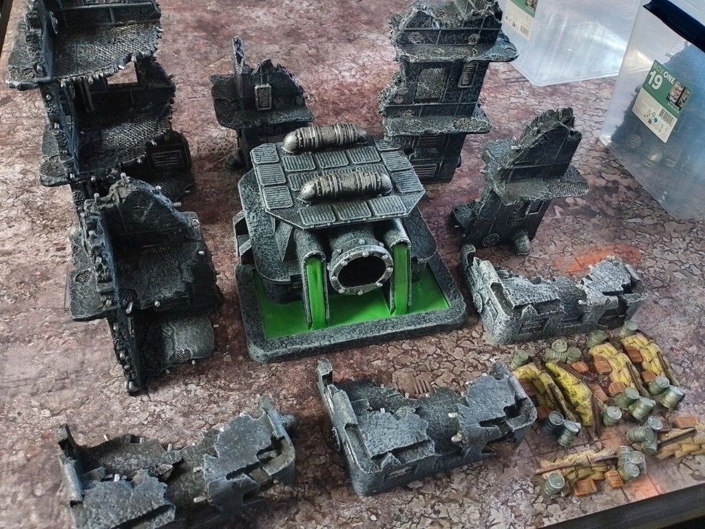 Warhammer / Wargame terrein - Fall out zone set, Ophalen, Zo goed als nieuw, Warhammer