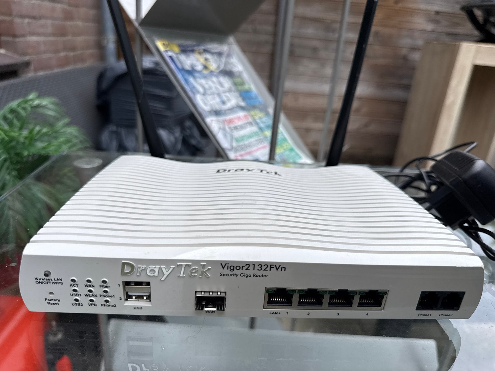 DrayTek Vigor2132FVn Security Giga Router, Computers en Software, Ophalen of Verzenden, Gebruikt, Router