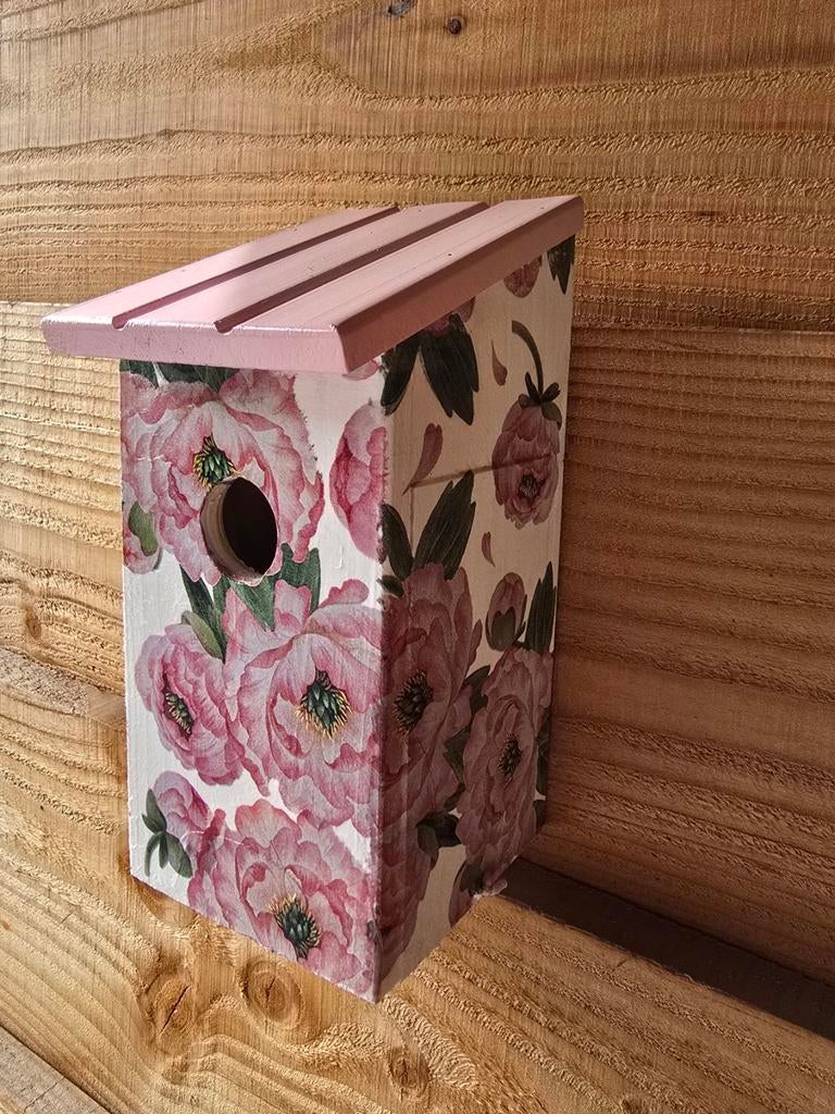 Prachtig handgedecoreerd vogelhuisje,  weersbestendig!, Tuin en Terras, Vogelhuisjes en Vogelbaden, Ophalen of Verzenden, Nieuw