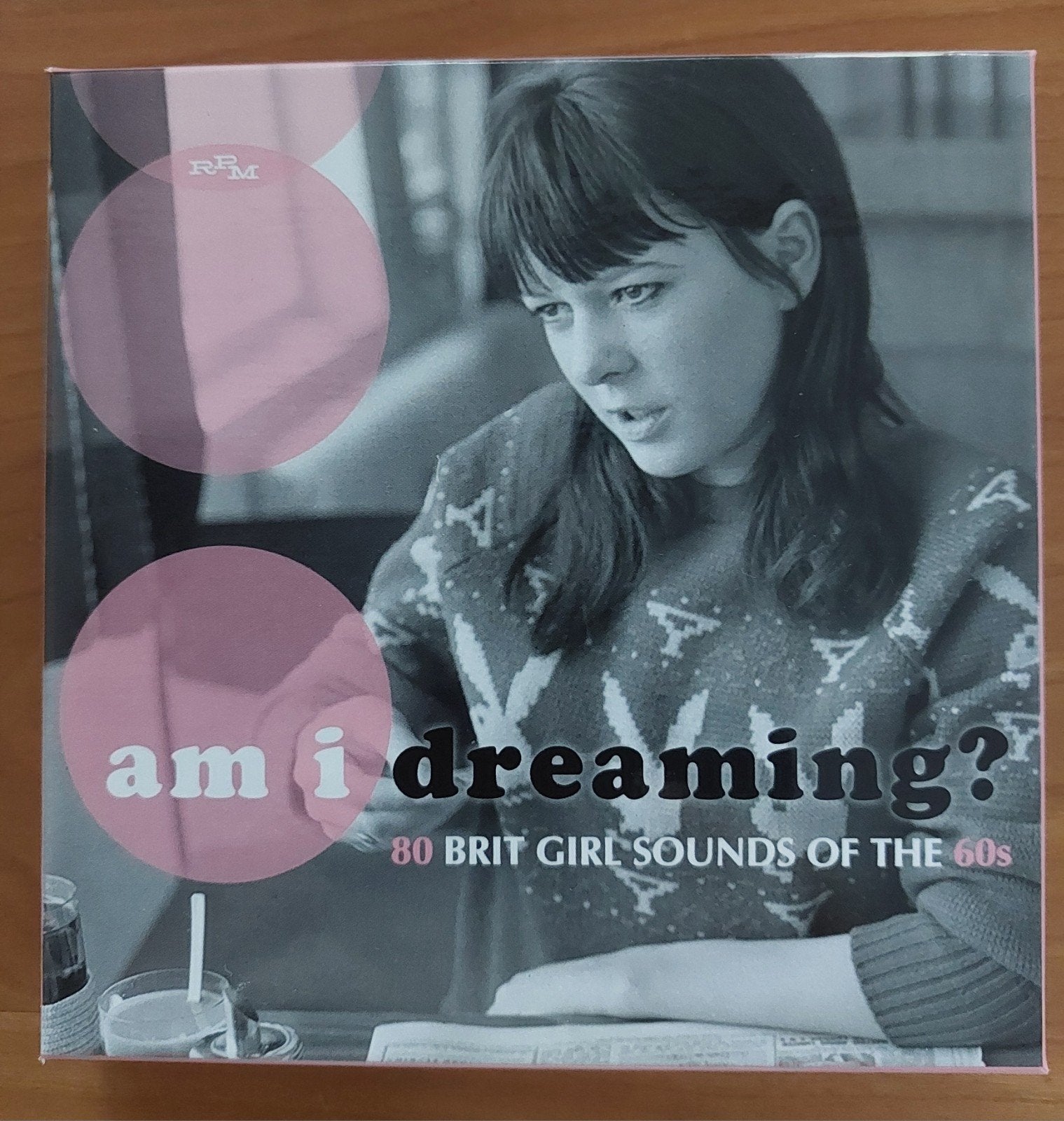 3 cd boxset Am I dreaming 80 Brit Girl Sounds of the 60s, Cd's en Dvd's, Ophalen of Verzenden, Zo goed als nieuw, Pop