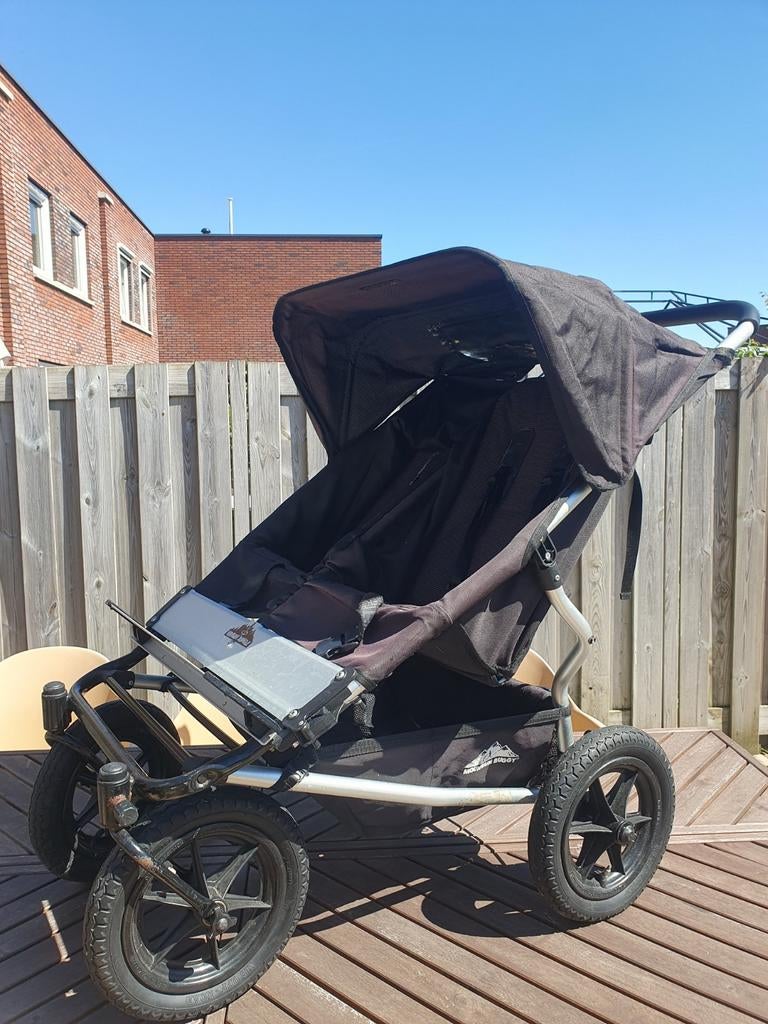 Mountain Buggy Duowagen Urban Jungle - Zwart, Kinderen en Baby's, Buggy's, Ophalen of Verzenden, Gebruikt, Overige merken, Verstelbare rugleuning