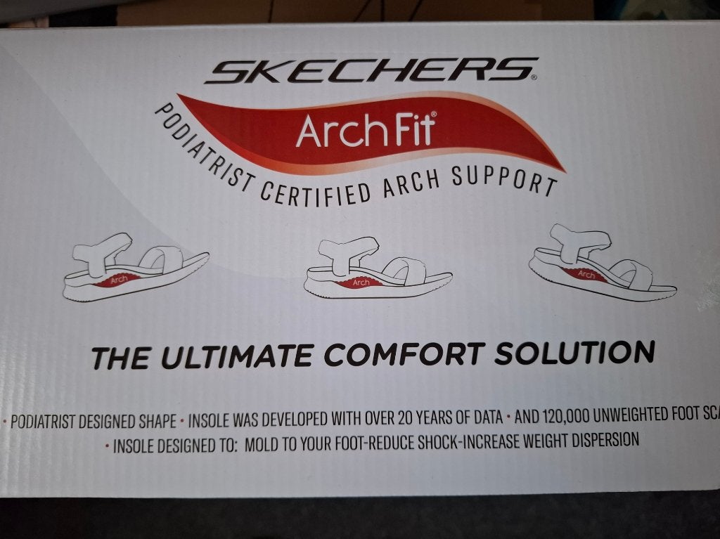 Skechers ArchFit teenslippers maat 43, Kleding | Heren, Schoenen, Slippers, Overige kleuren, Nieuw, Ophalen of Verzenden