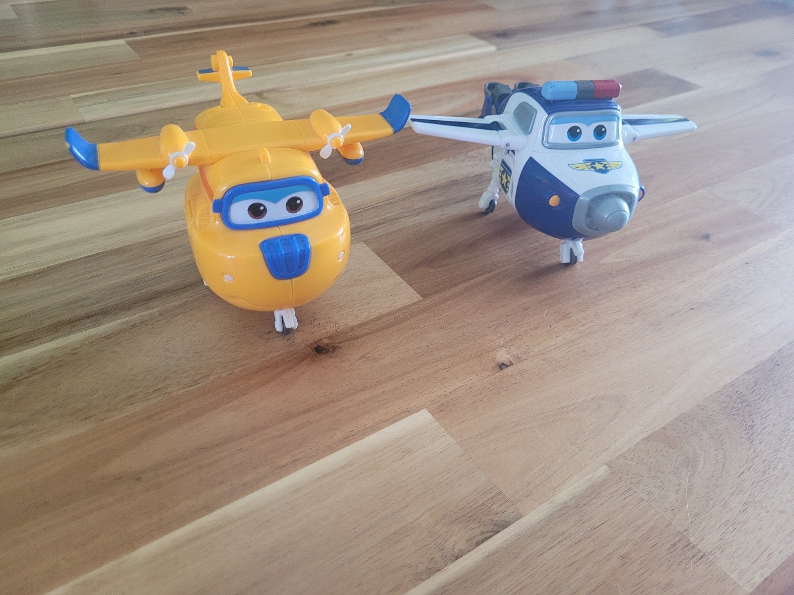Superwings Transformeerbaar Speelgoed Vliegtuigjes, Ophalen, Gebruikt