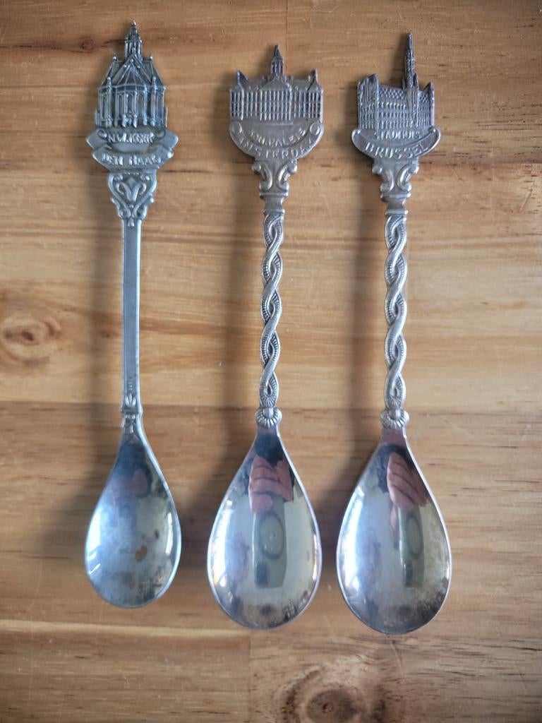 Drie verzilverde theelepeltjes, Antiek en Kunst, Antiek | Bestek, Ophalen of Verzenden