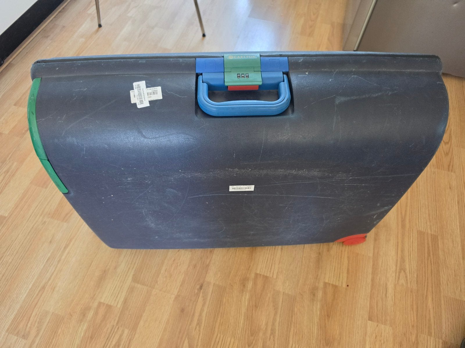Carlton Harde koffer met wieltjes en slot, Sieraden, Tassen en Uiterlijk, Koffers, Gebruikt, Hard kunststof, 45 tot 55 cm, 70 cm of meer