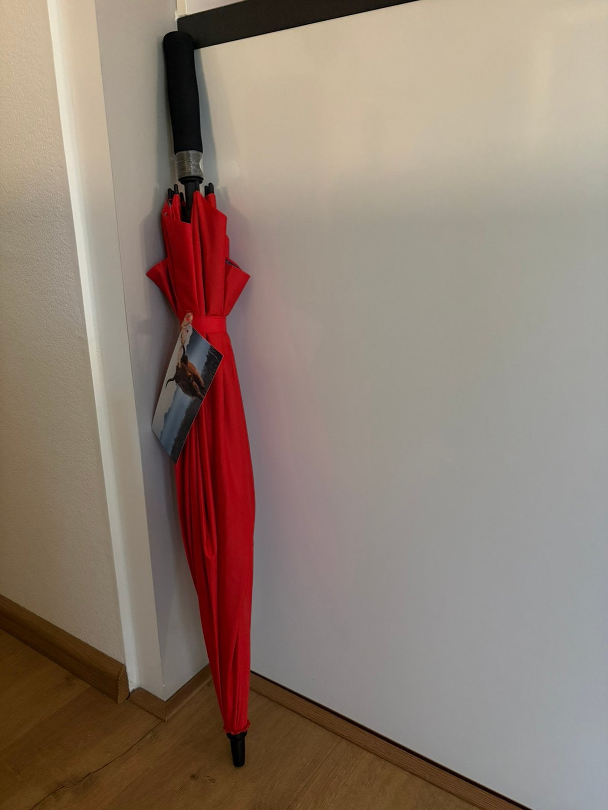 Postcodeloterij paraplu rood nieuw in doos, Ophalen of Verzenden, Nieuw, Rood