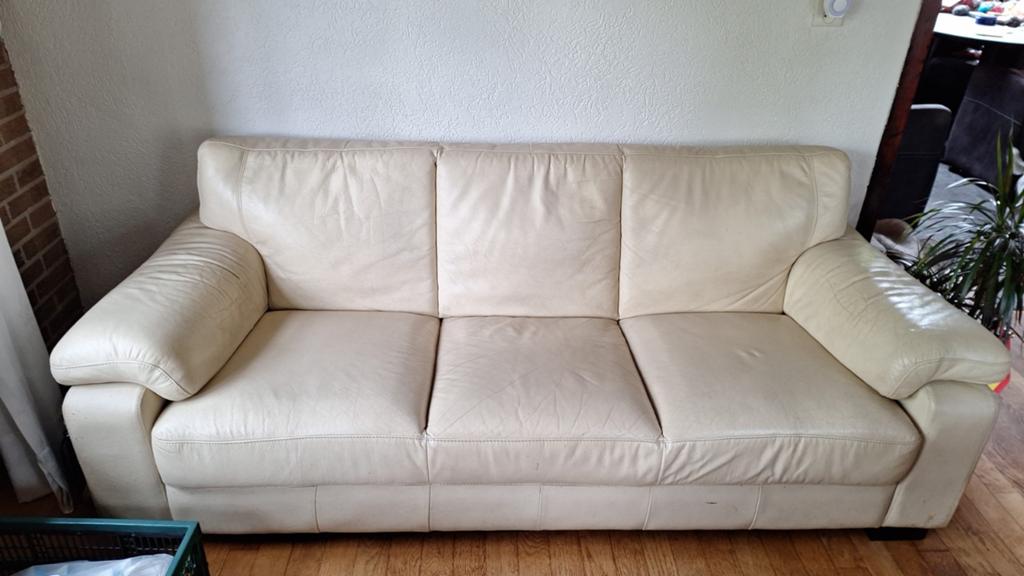 Gratis ophalen in Haaksbergen. 2 stoelen krijtstreep, bank s, Ophalen, Gebruikt, 75 tot 100 cm