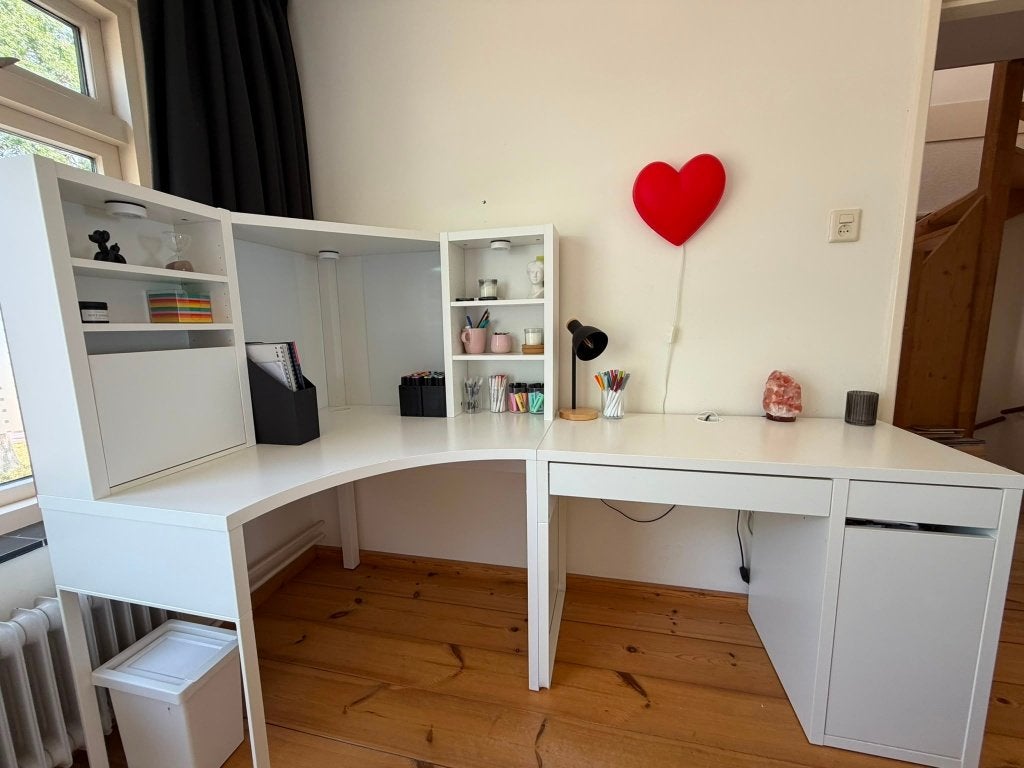 Ikea Micke hoekbureau met exta bureau/make up tafel, Ophalen, Gebruikt, IKEA