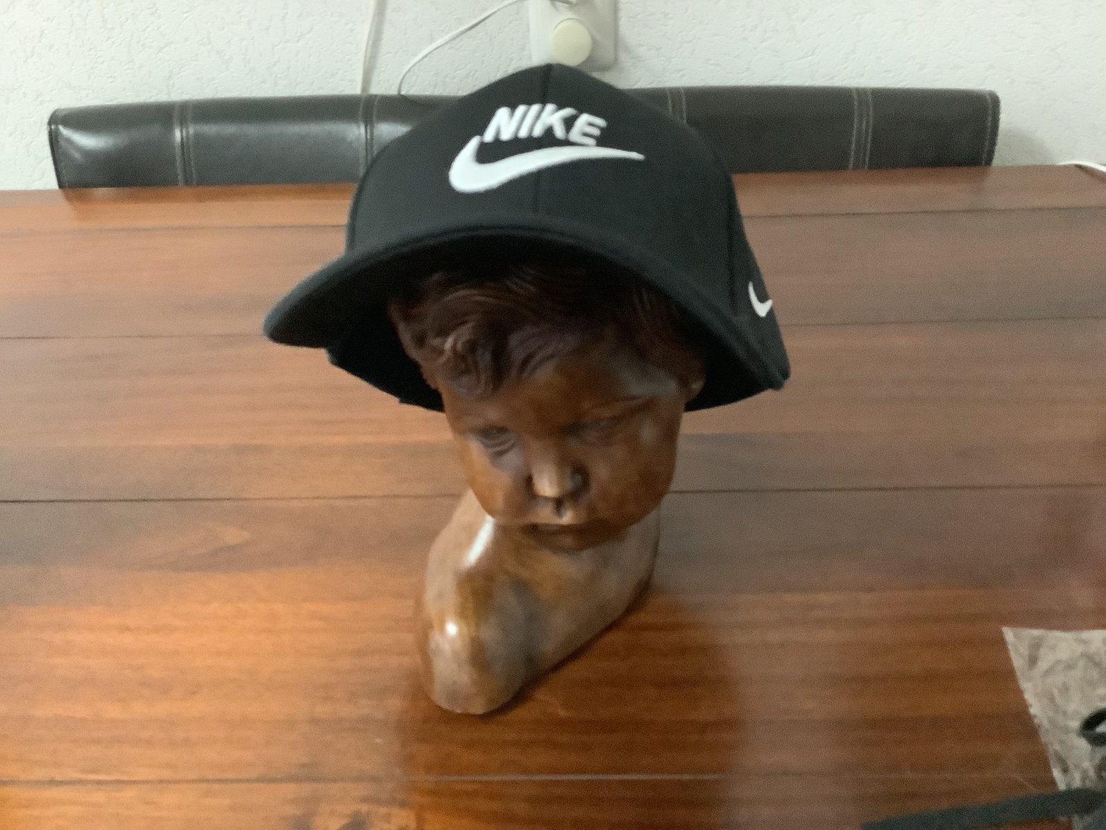 Pet.    Verstelbaar.     Nike.   ( nieuw).    ️, Verzenden, Nieuw, One size fits all, Pet