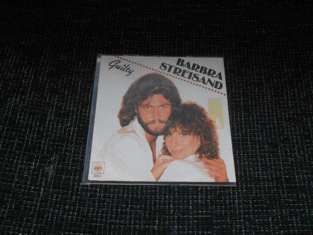 guilty - barbara streisand & barry gibb, Gebruikt, 7 inch, Ophalen of Verzenden, Fotohoes