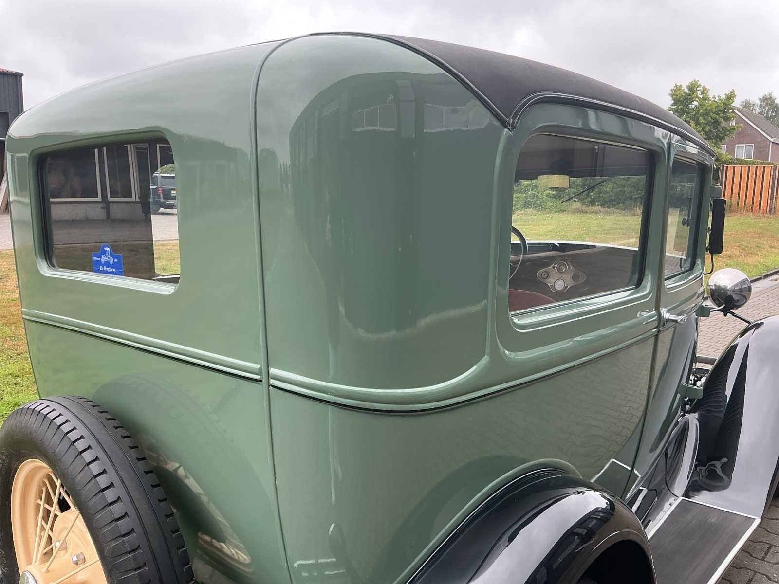 Ford - A Tudor sedan Oldtimer, foto 11