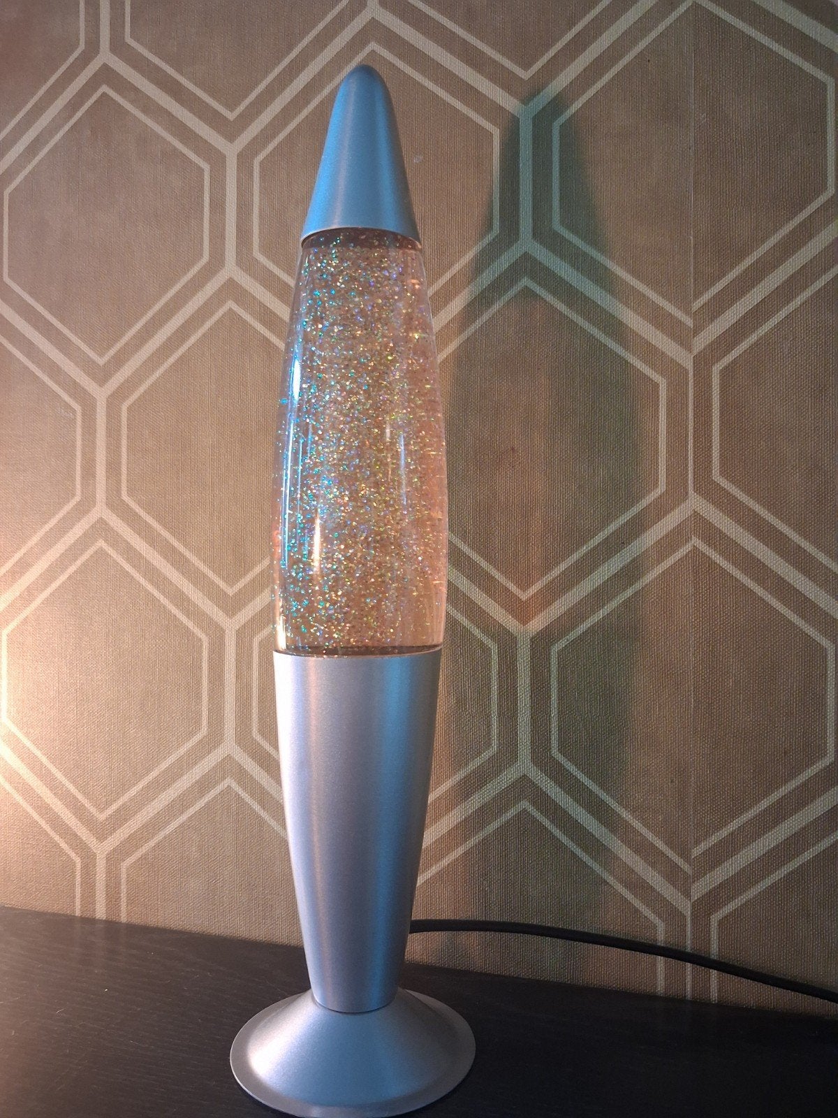 Retro Glitter Lavalamp– Brengt de 90’s (en acute nostalgie), Ophalen of Verzenden, Huis en Inrichting