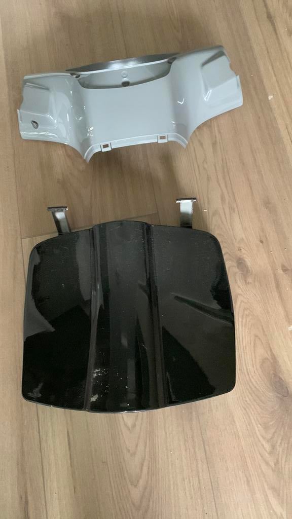 Dashboard klep en kap stuur vespa sprint, Ophalen of Verzenden, Zo goed als nieuw, Kap, Vespa