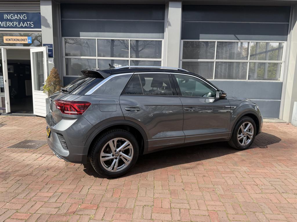 Volkswagen T-Roc 1.5 TSI R-Line Edition DSG-aut. R-LINE / Tr, Auto's, Volkswagen, 4 cilinders, 150 pk, Blauw, Bedrijf
